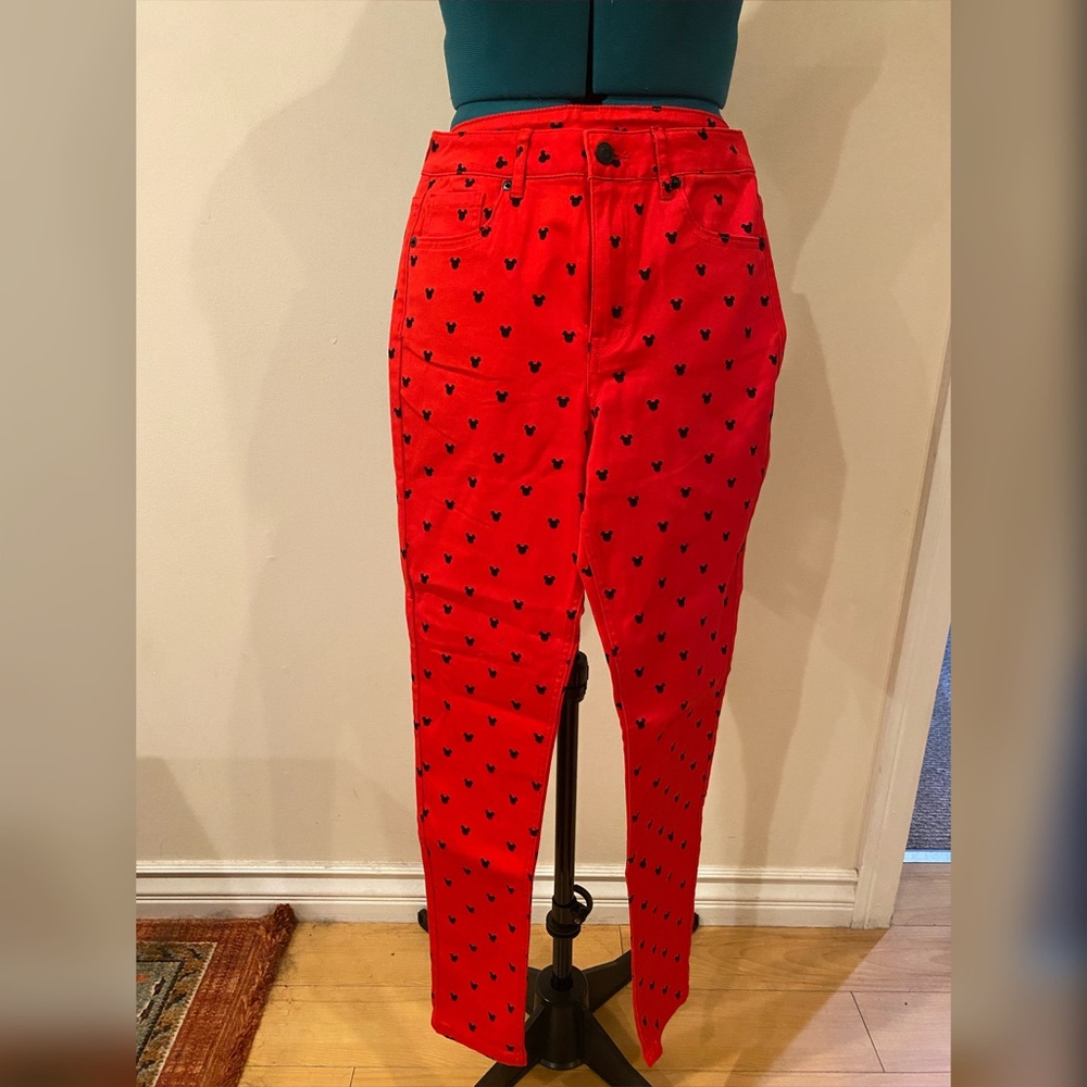 NWOT - Disney X Forever 21 Mickey Mouse print skinny jeans